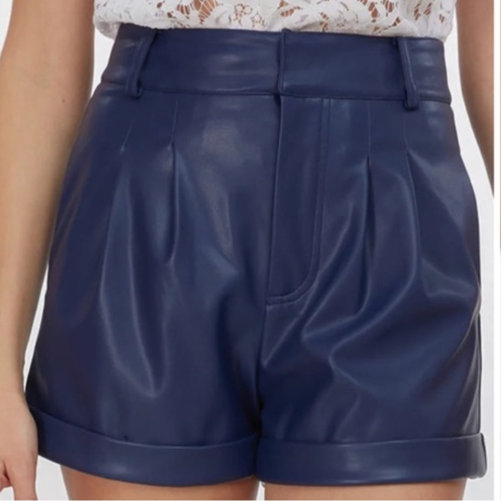 Generation Love Size 0 - image 1